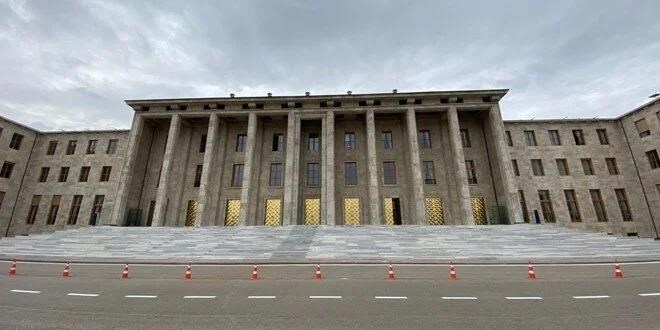 Meclis açılıyor: Genel Kurul'a panik düğmesi yerleştirildi