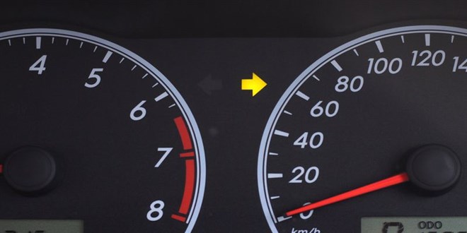 TBMM'ye 'sinyal vermeyen sürücünün ehliyeti alınsın' başvurusu