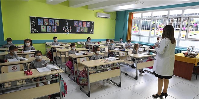 Sözleşmeli öğretmenin resen ataması açılan dava ile iptal edildi