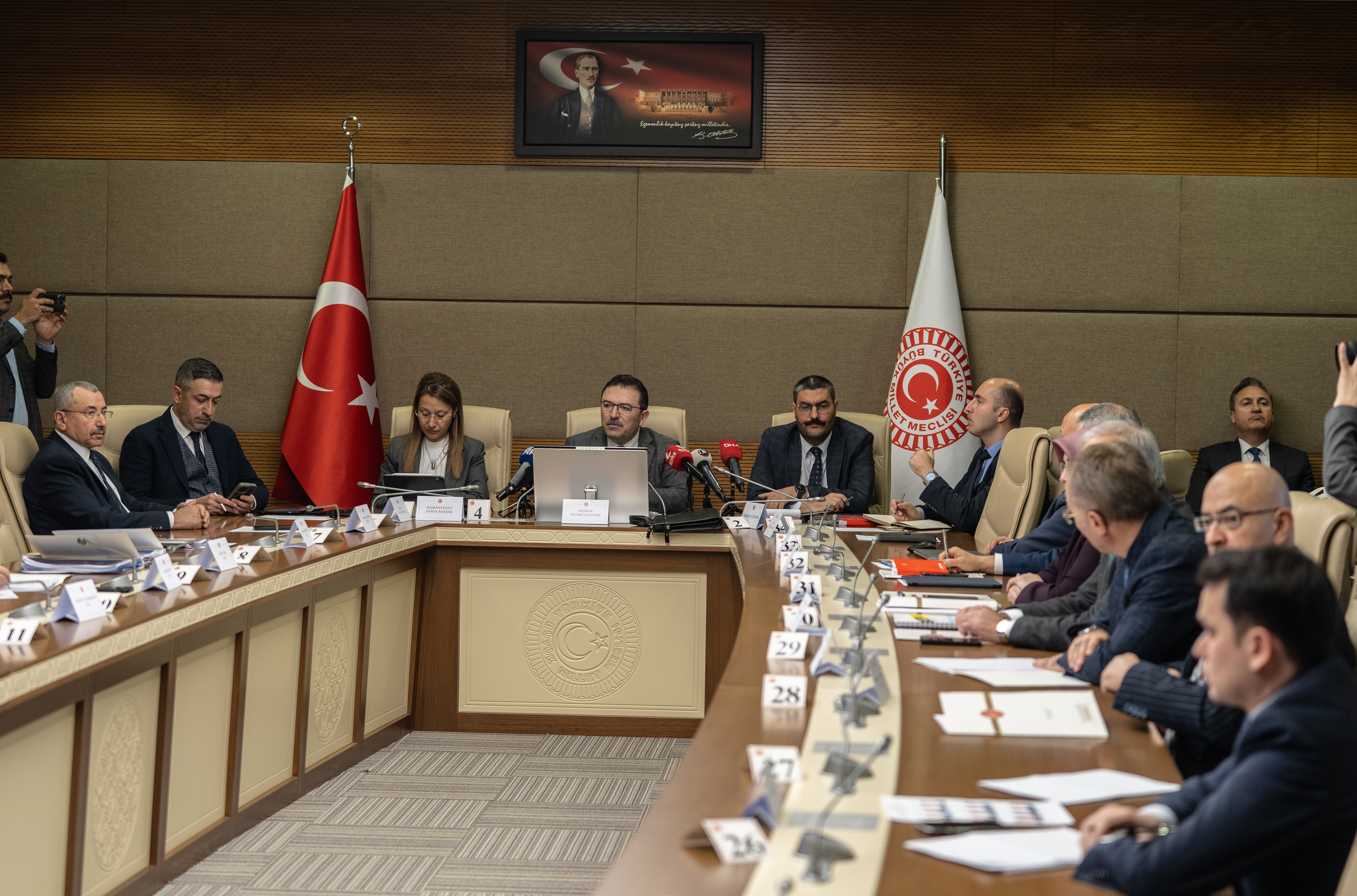 TBMM Yangın Komisyonu TSE ve TÜRKAK Yetkililerini Dinledi