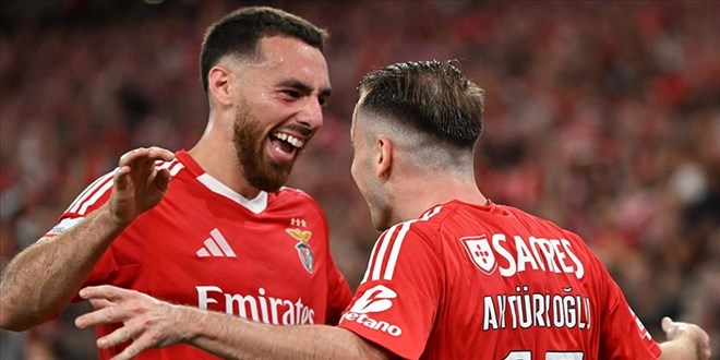 İki milli futbolcu Portekiz Ligi'nde haftanın takımına seçildi