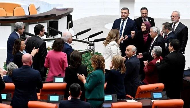 Meclis'te Okunan AYM'nin Atalay Kararı Tutanaklardan Silindi
