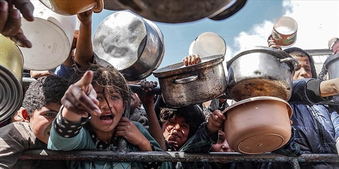 Gazze'den Dünyaya Çağrı: Açlıktan Ölen Çocukları Kurtarın