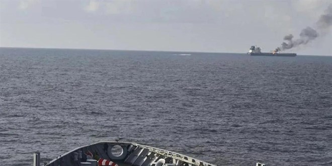 Dışişlerinden Açıklama: Türklerin de Bulunduğu Gemiye Saldırı