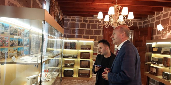 Ankara'da Ziyaretçileri Geçmişe Götüren Müze: Radyo ve İletişim Müzesi'ne Yoğun İlgi