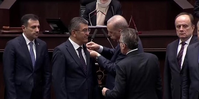 Hasan Ekici ve 4 Belediye Başkanı AK Parti'ye Katıldı