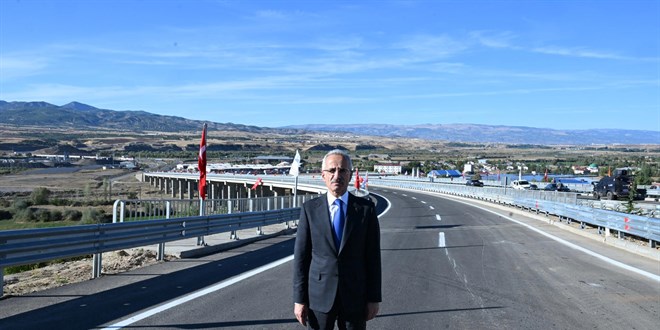 Karayolu Taşıma Yönetmeliğinde Motokurye ve Kadın Şoför Desteği