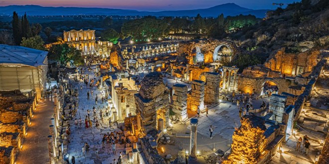 Türkiye'de 27 Müze ve Ören Yeri Gece Ziyarete Açılıyor