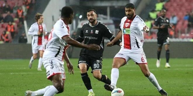 Süper Lig'de küme düşen üçüncü takım belli oldu