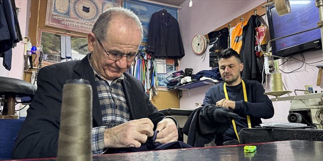 Esnafa Erken Emeklilik ve Ev Kadınına Prim Desteği Düzenlemesi