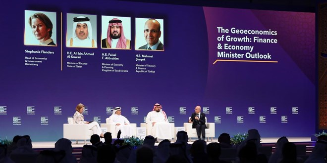 Mehmet Şimşek: Döviz Rezervlerinde Toparlanma Sürüyor