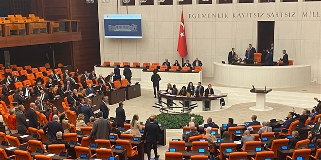 Genel Kurulda, 'Meclis başkan vekilliği' tartışması