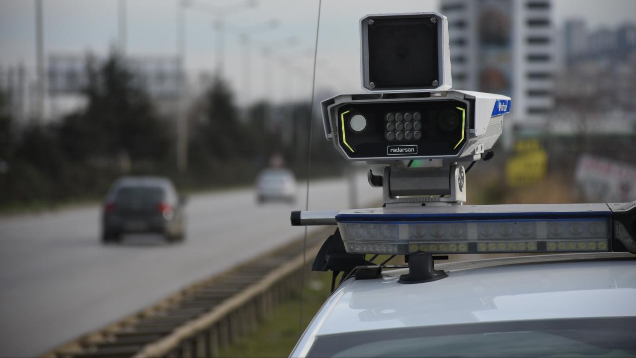 Yüz Tanıma ve Radar Sistemleriyle Otoyollarda Etkin Trafik Denetimi