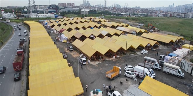 Kurbanlıklar İstanbul'a geldi; ilk satışlar yapıldı