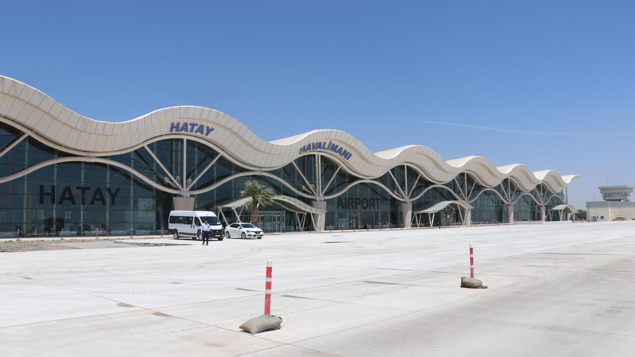 Hatay Havalimanı 1 Ay Uçuşlara Kapatılıyor