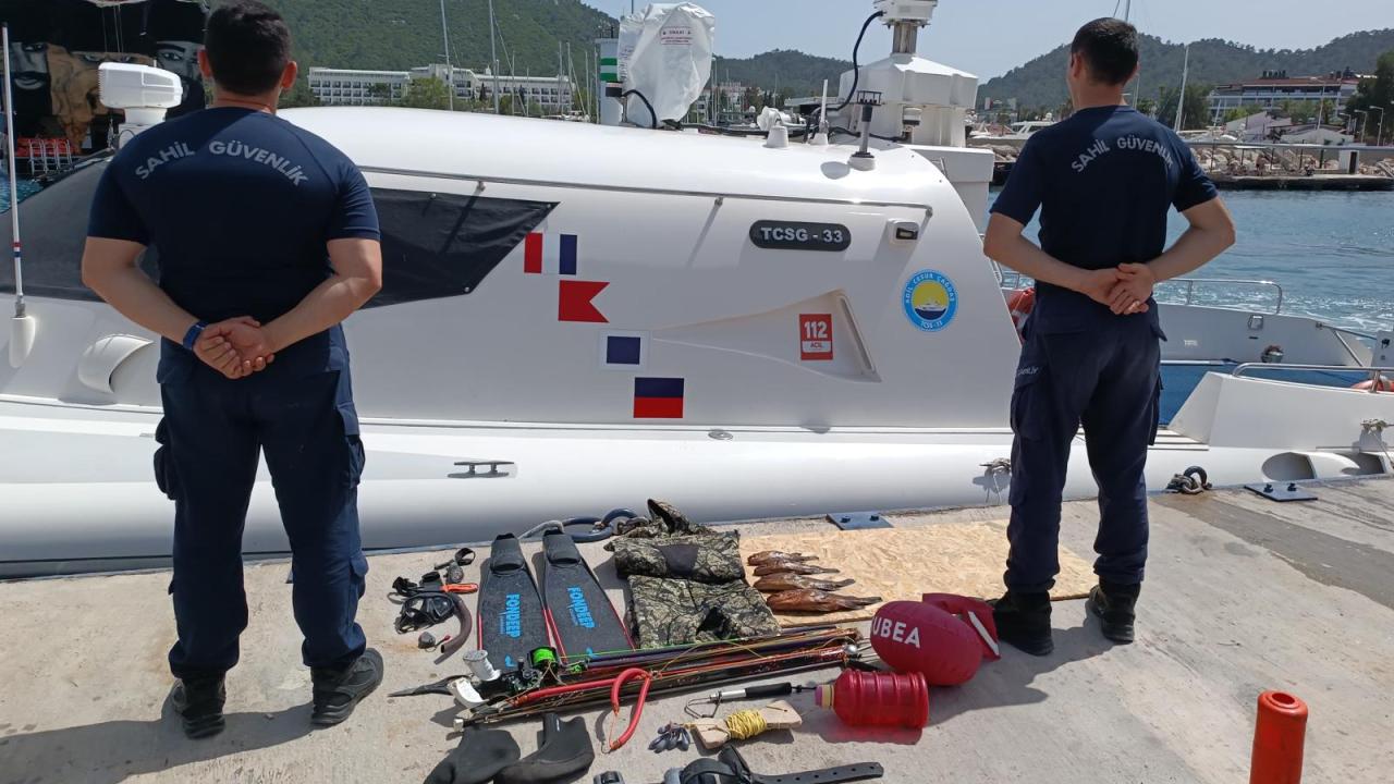 Antalya'da Yasa Dışı Balık Avcısına 31 Bin TL Ceza