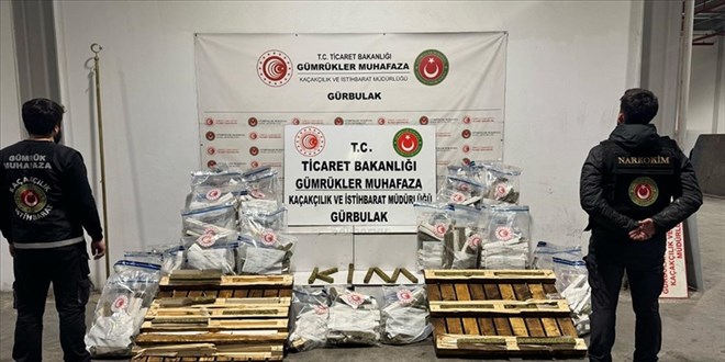 Gümrük Muhafaza Ekiplerinden 4 Günde 2 Tonluk Uyuşturucu Darbesi