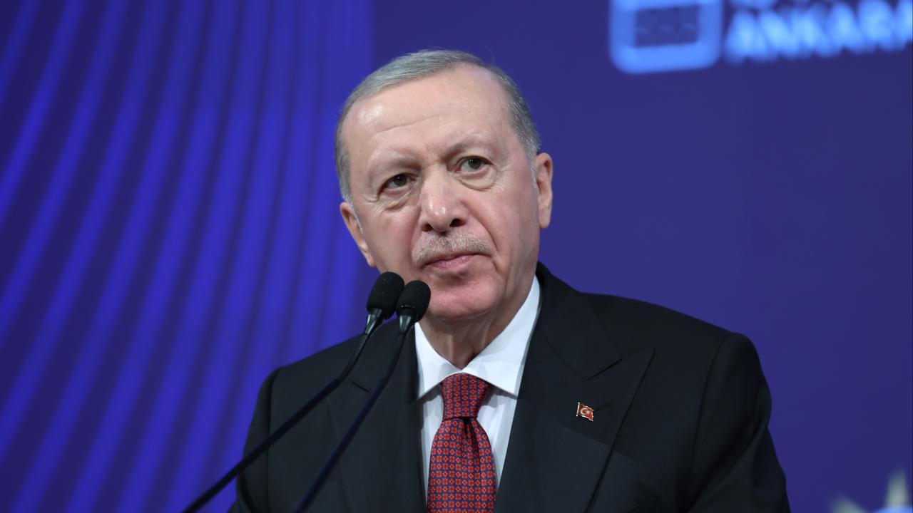 Cumhurbaşkanı Erdoğan'dan Fenerbahçe'ye tebrik