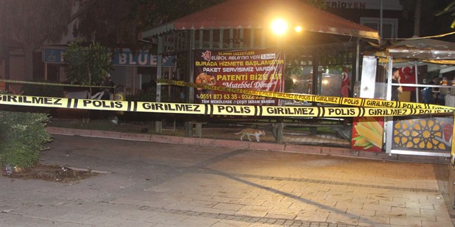 Emekli Polis Dehşet Saçtı: Eski Eşini Barışma Teklifini Reddedince Öldürdü