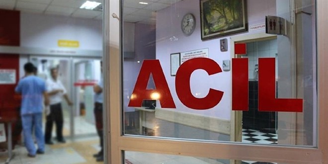 Bolu'da Ahşap Ev Çökmesi: Bir İşçi Yaralandı