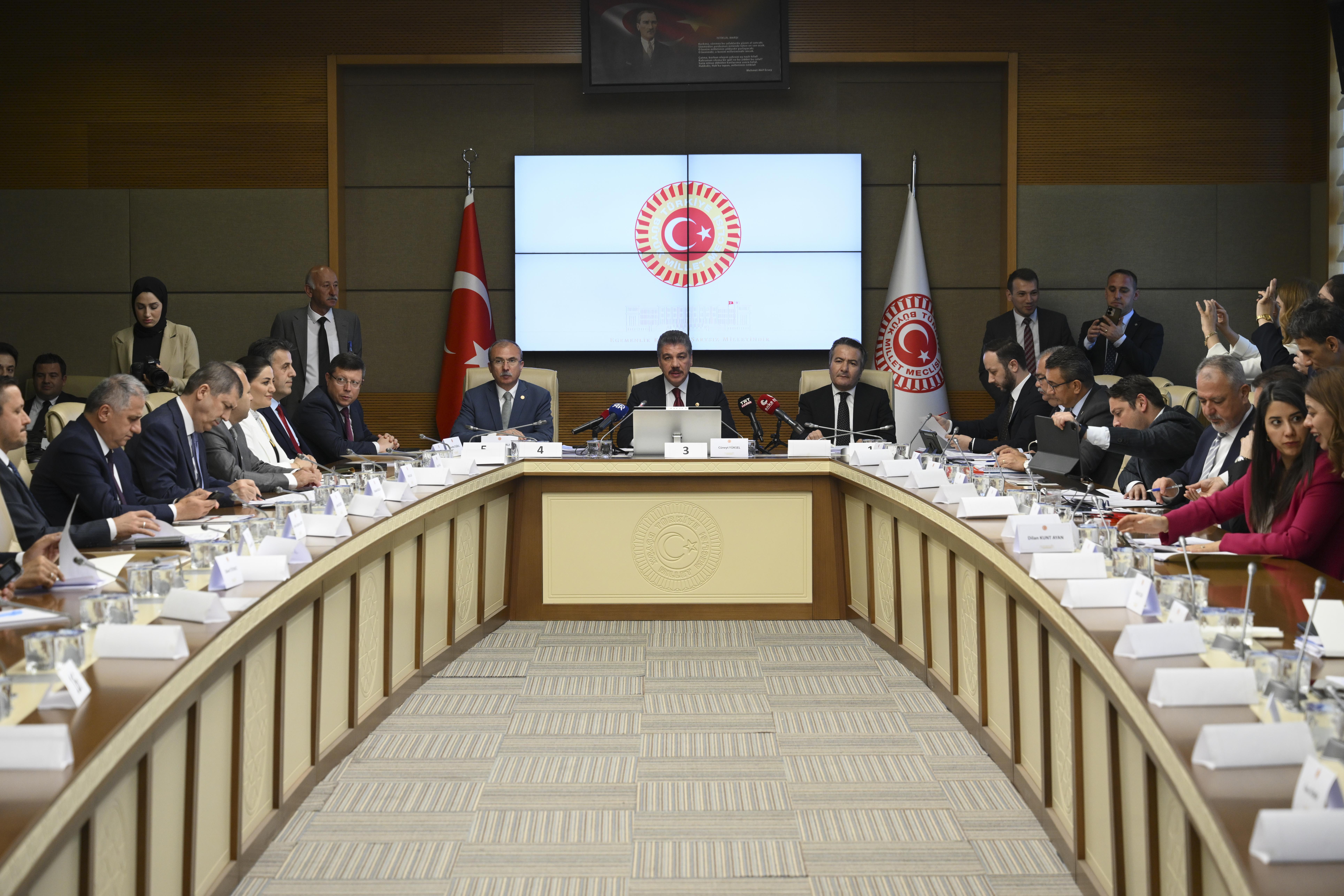 Trafik cezalarının artırılmasına yönelik teklif Komisyon'da